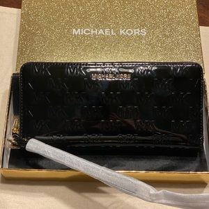 Michael Kors Jet Set Wallet